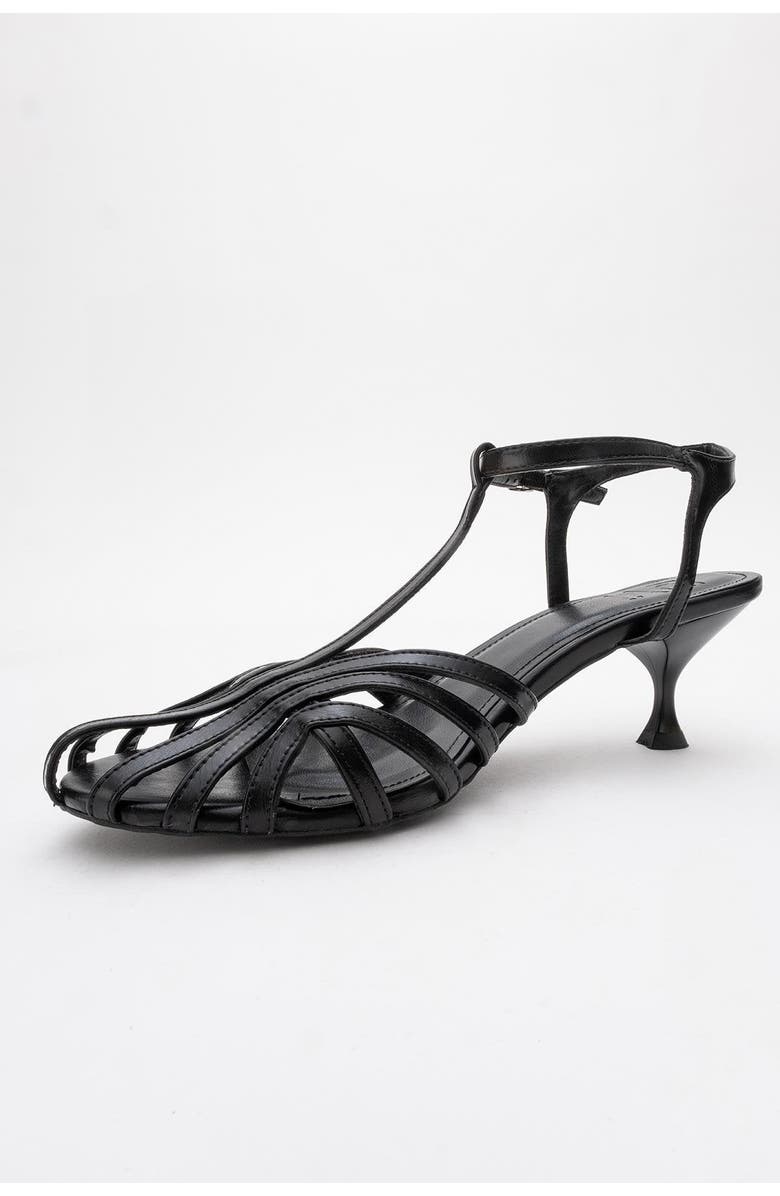 Prologue Shoes Felip Strappy Sandal, Alternate, color, Black