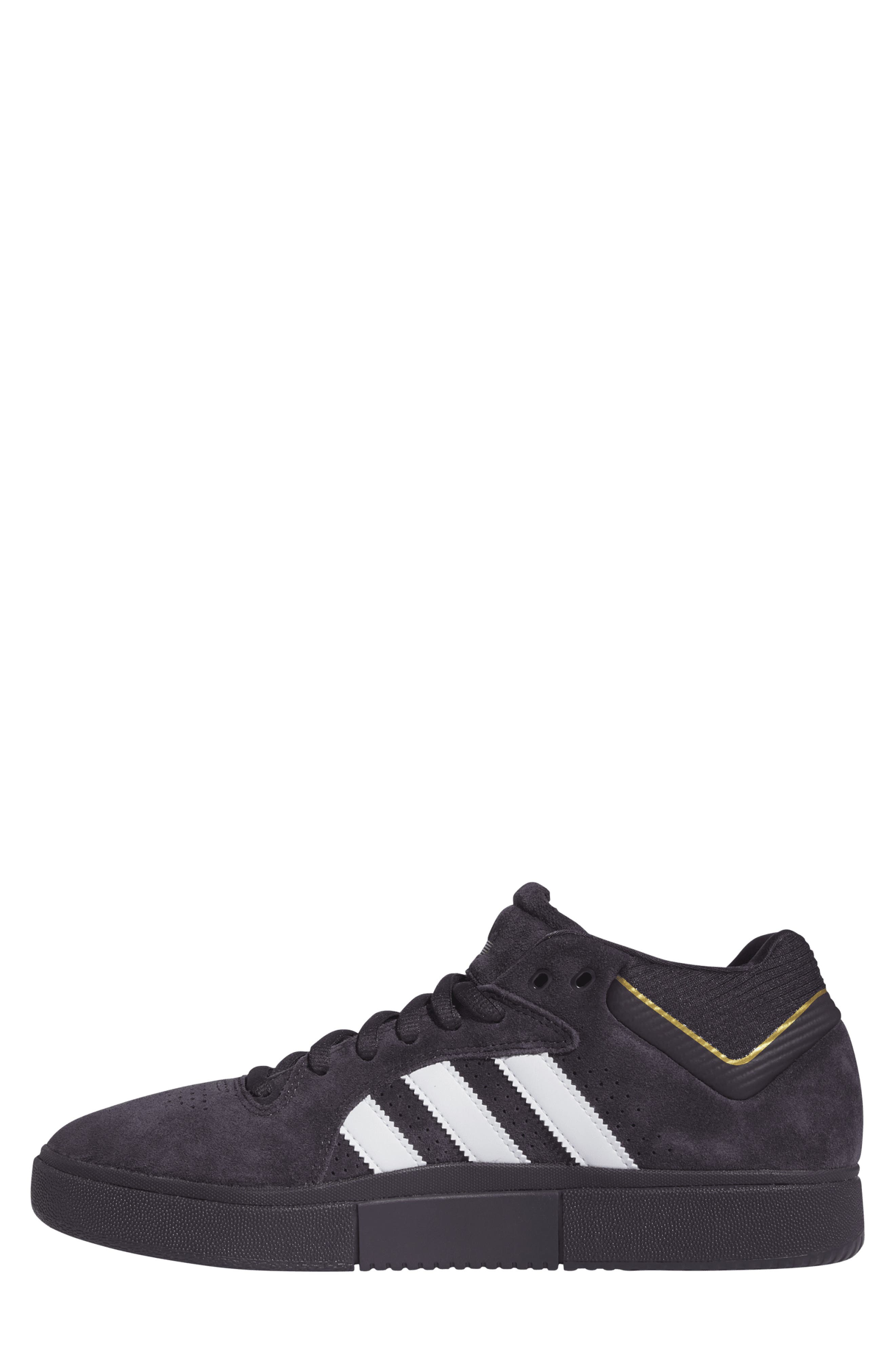 adidas Tyshawn Sneaker, Alternate, color, 