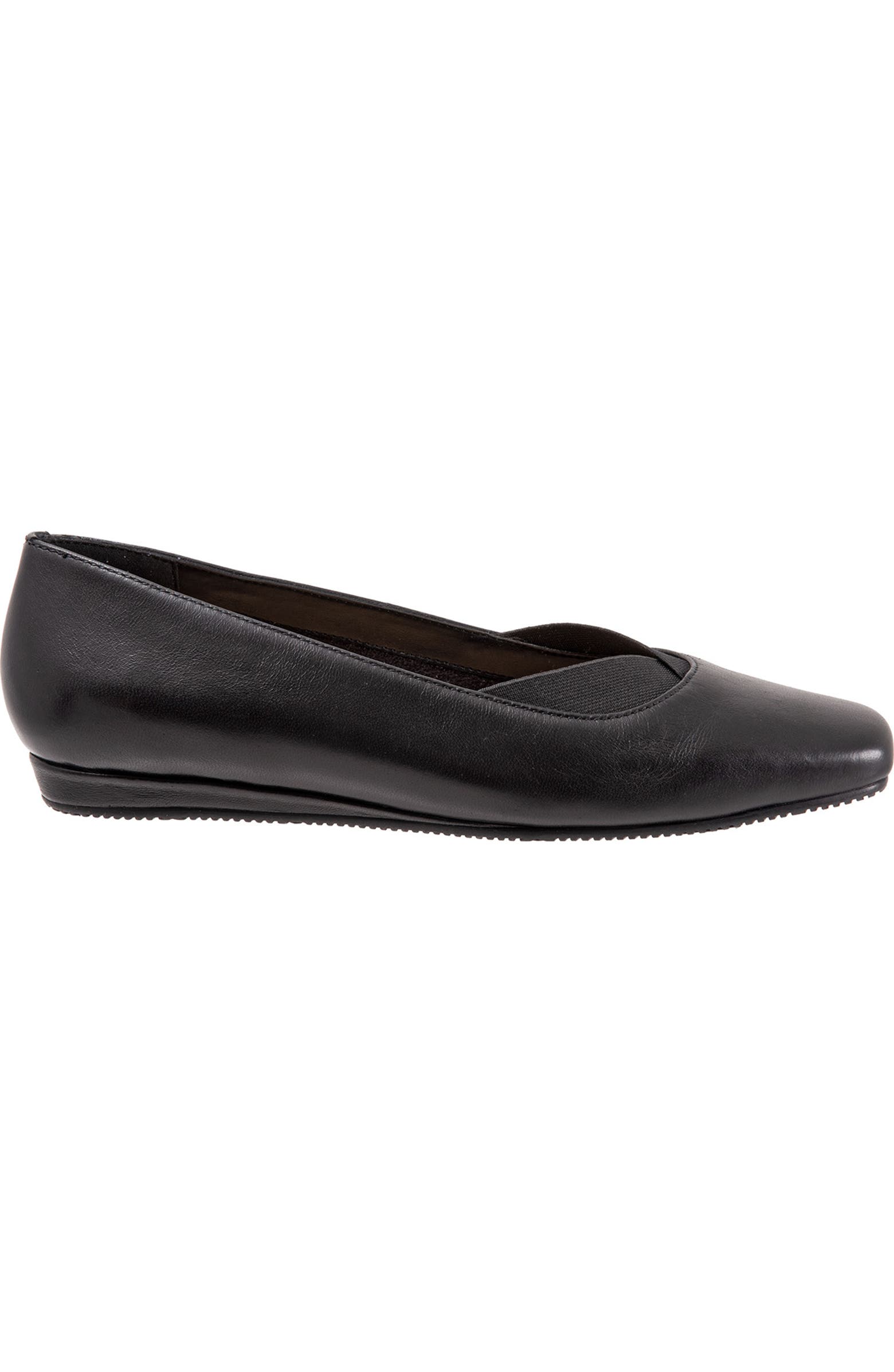 SoftWalk® Vianna Flat (Women) | Nordstromrack