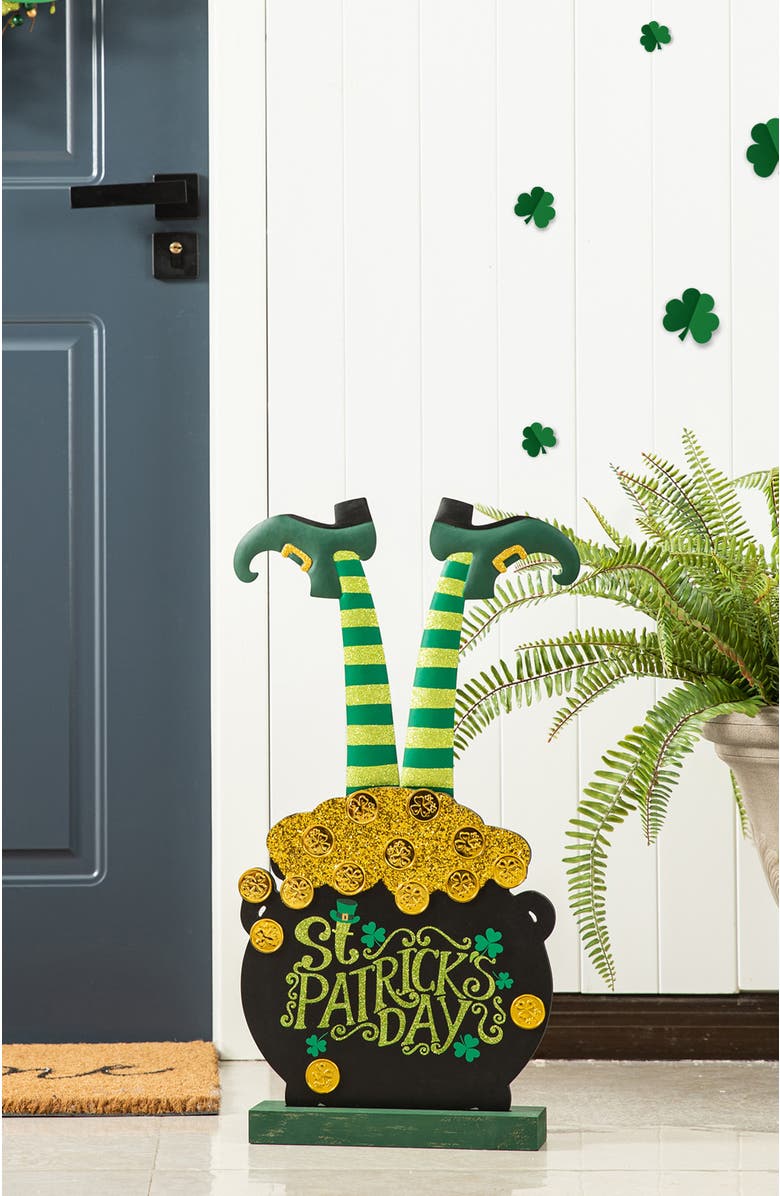 Glitzhome Wooden St. Patrick's Leprechaun Pot of Gold Porch Decor, Alternate, color, Green