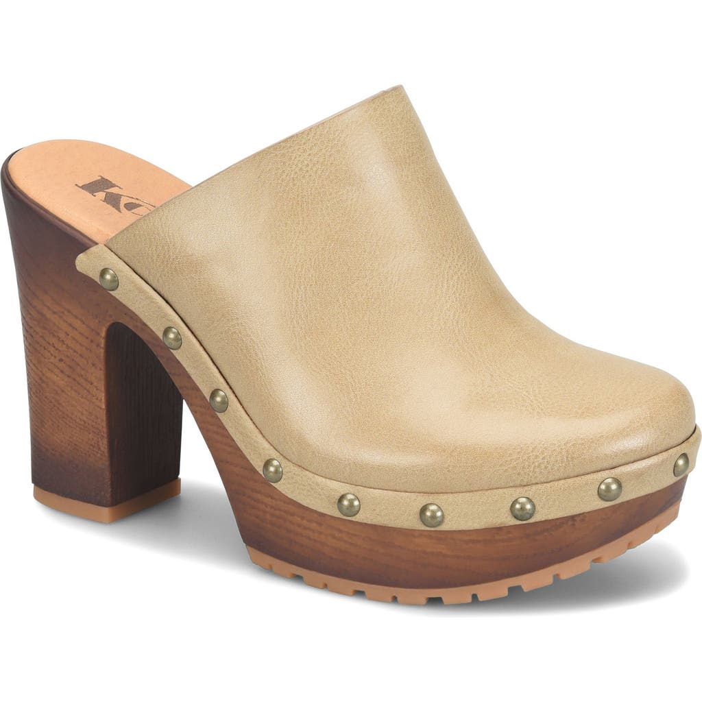 Korks Auburn Stud Clog In White