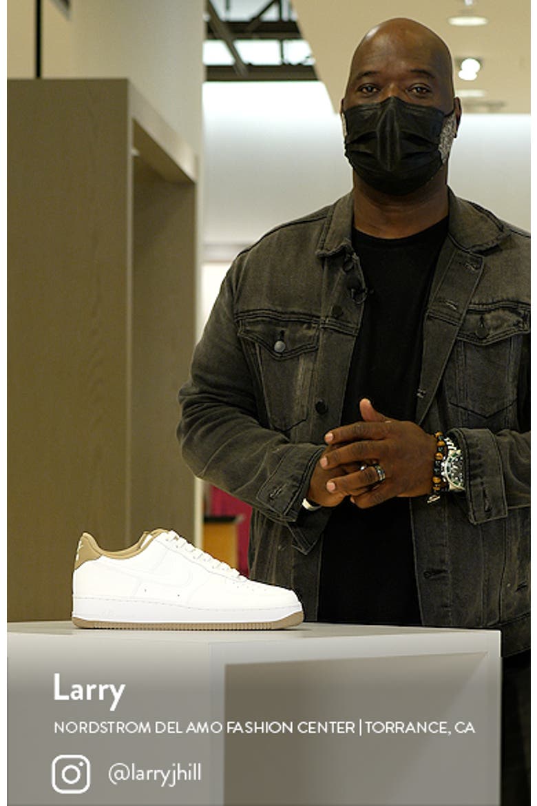 Air Force 1 07 Sneaker video