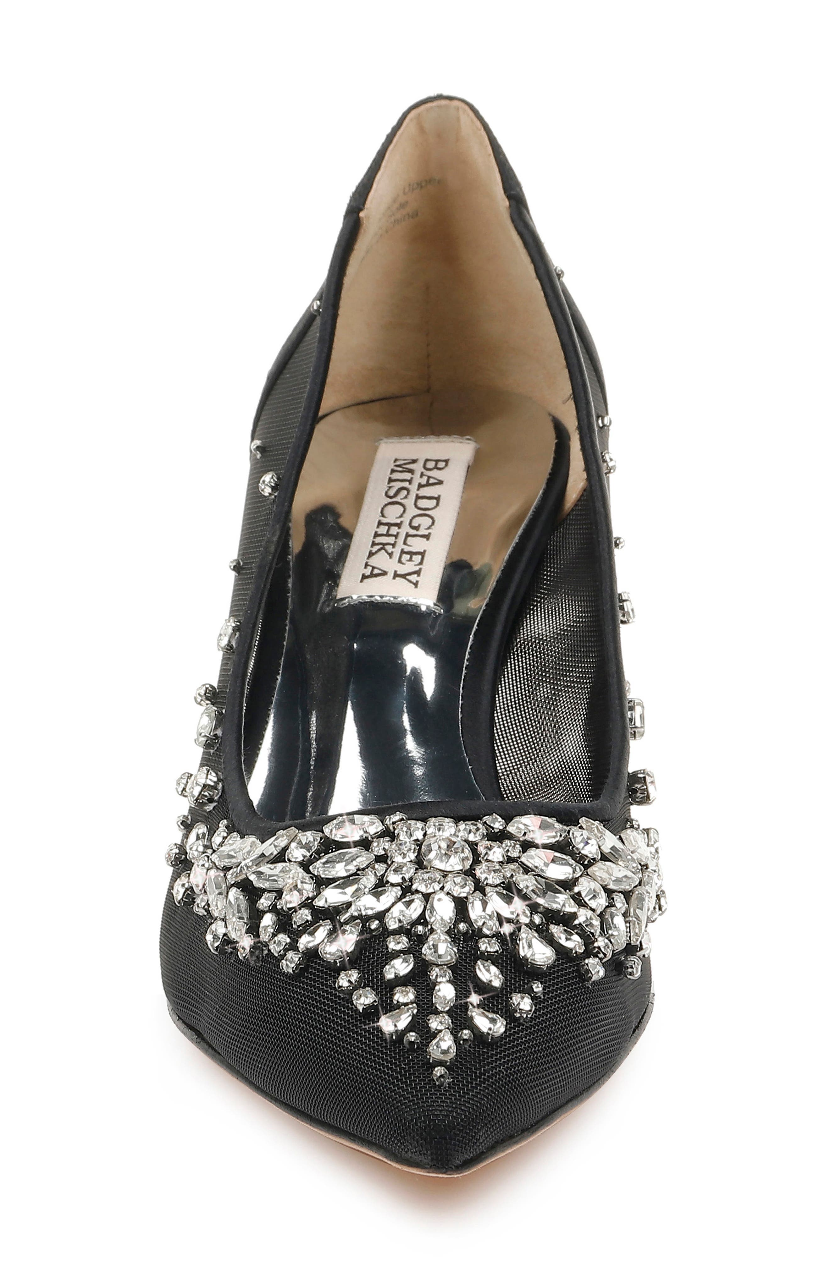 badgley mischka onyx kitten heel pump