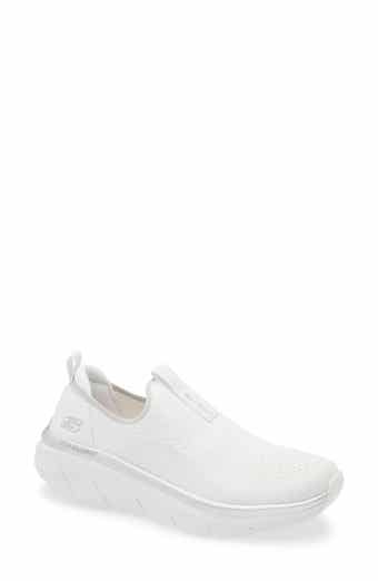 SKECHERS Relaxed Fit® D'Lux Walker® 2.0 Sparkle Slip-On Sneaker