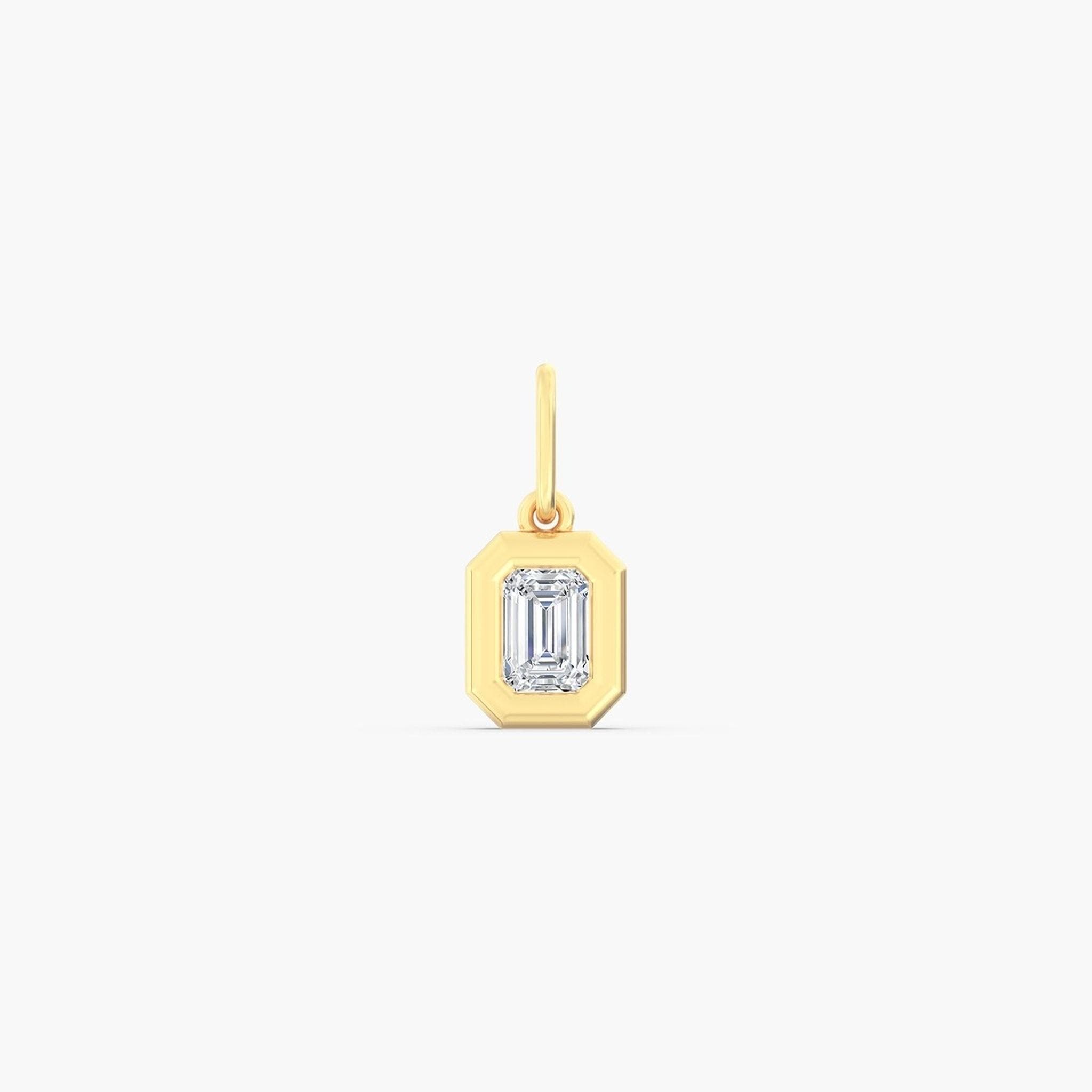selected Yellow Gold