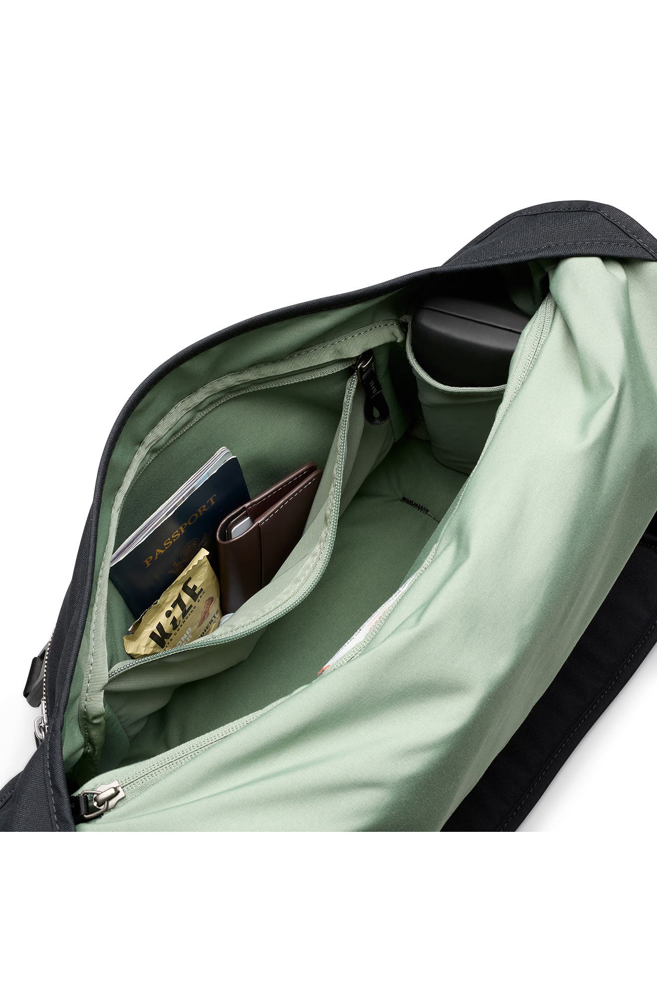 Classic Messenger Bag, Alternate, color, BLACK