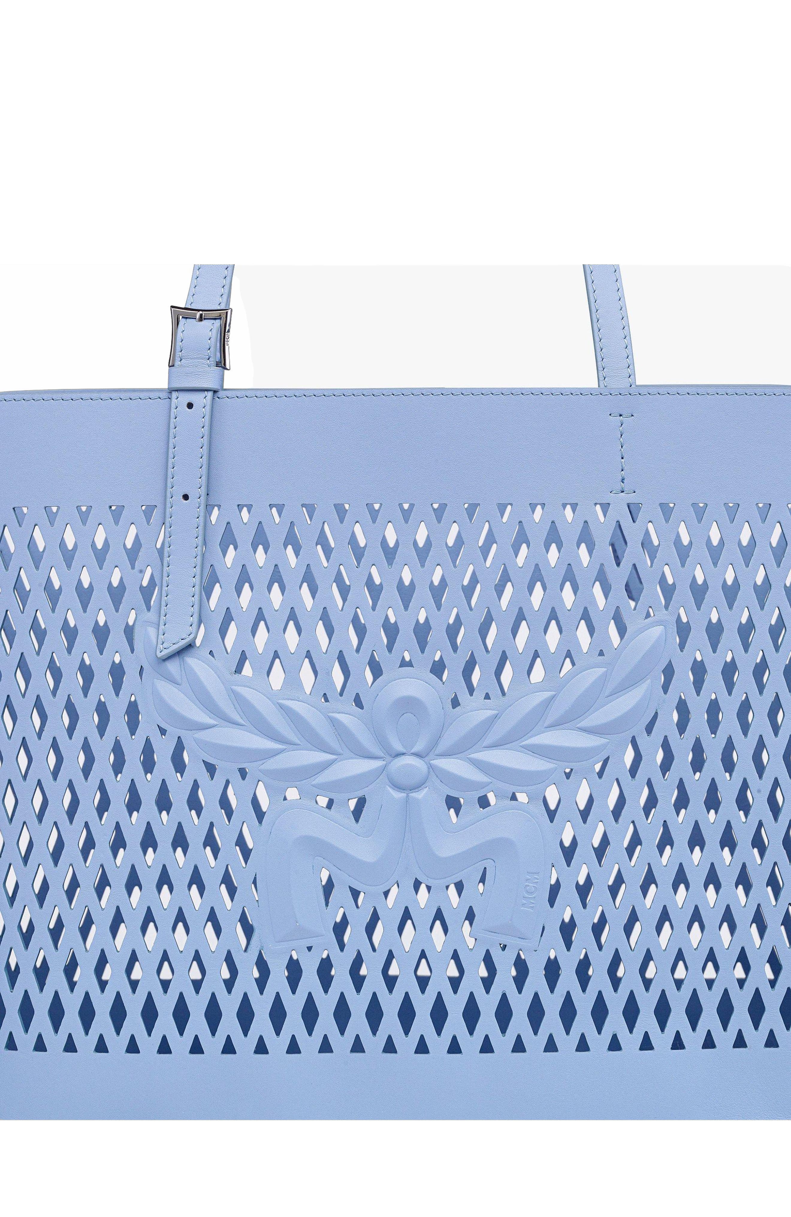 MCM Medium Himmel Shopper in Perforated Calfskin Leather, Alternate, color, Della Robbia Blue