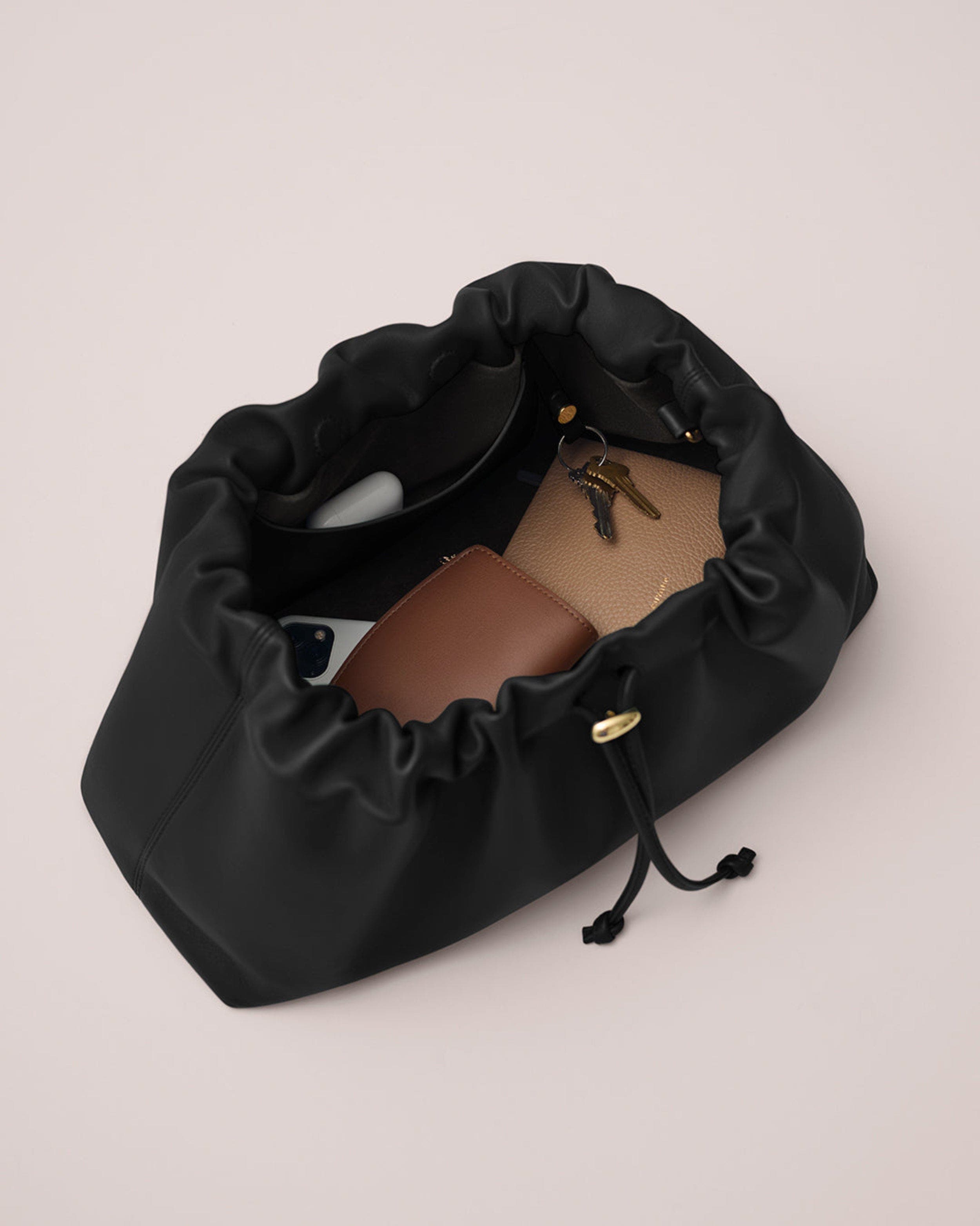 Cuyana Dia Bag, Alternate, color, Black