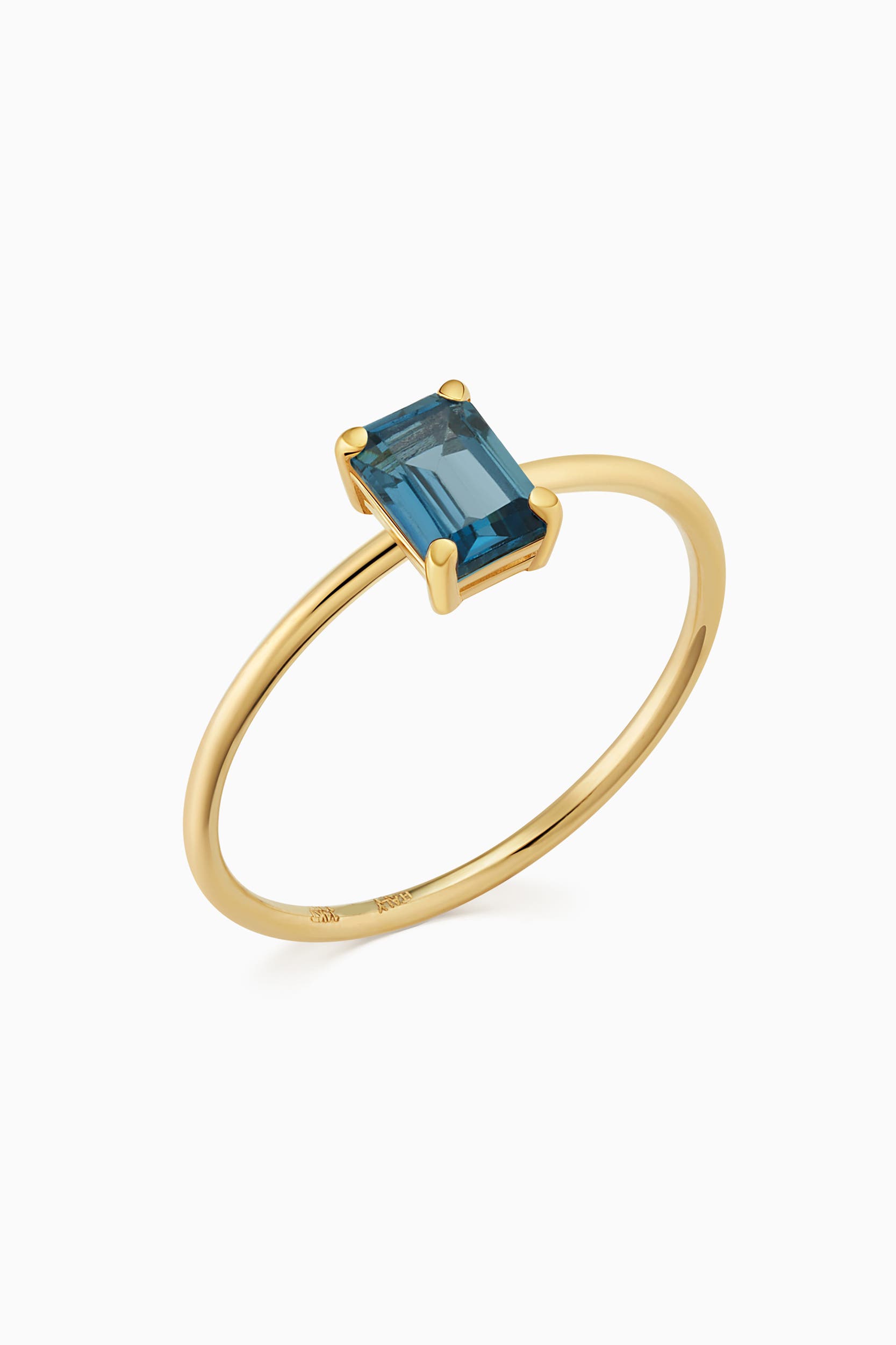 Yellow Gold - Blue Topaz