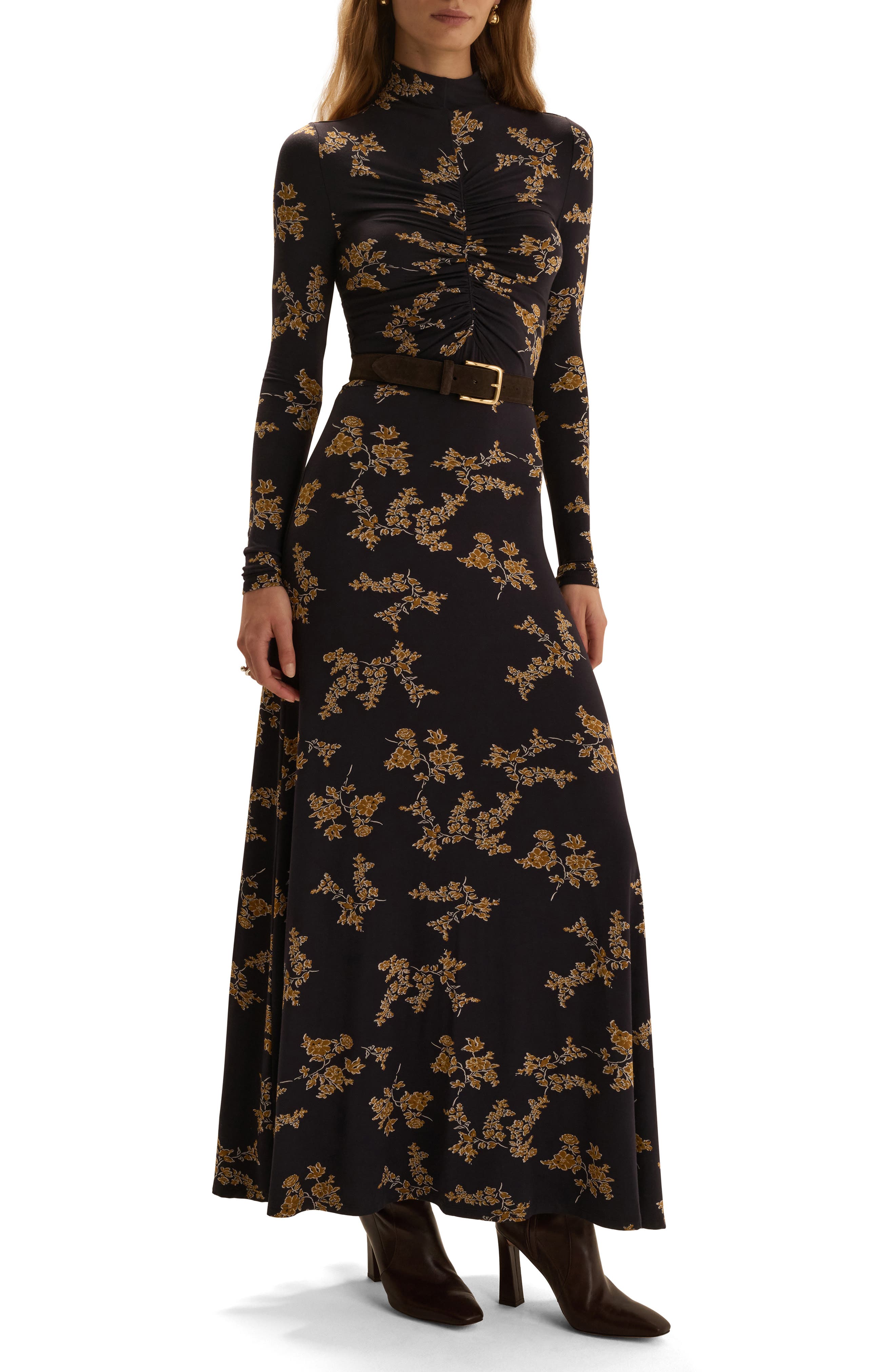selected NAVY VINE FLORAL