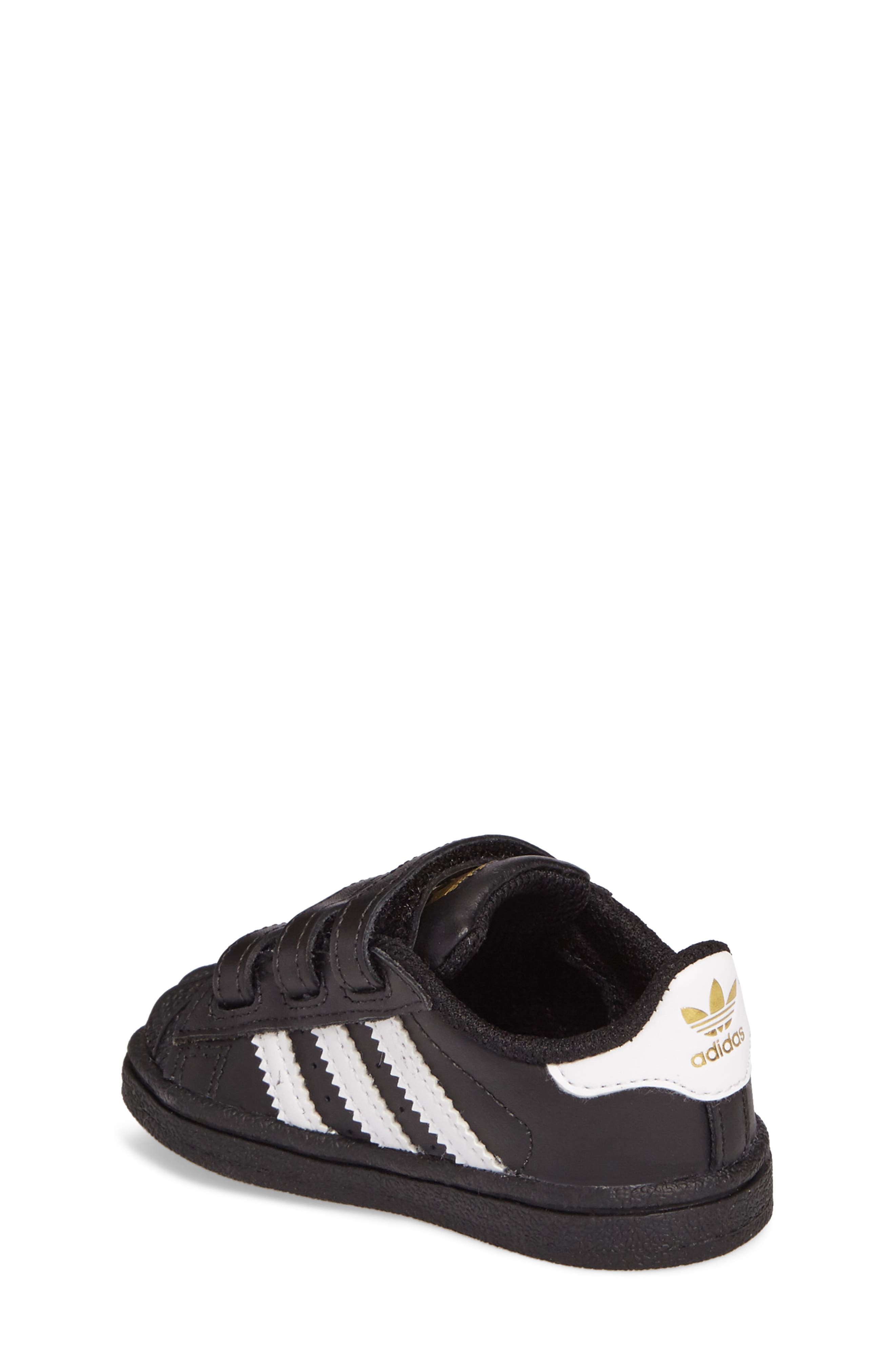 adidas Superstar Sneaker, Alternate, color, 