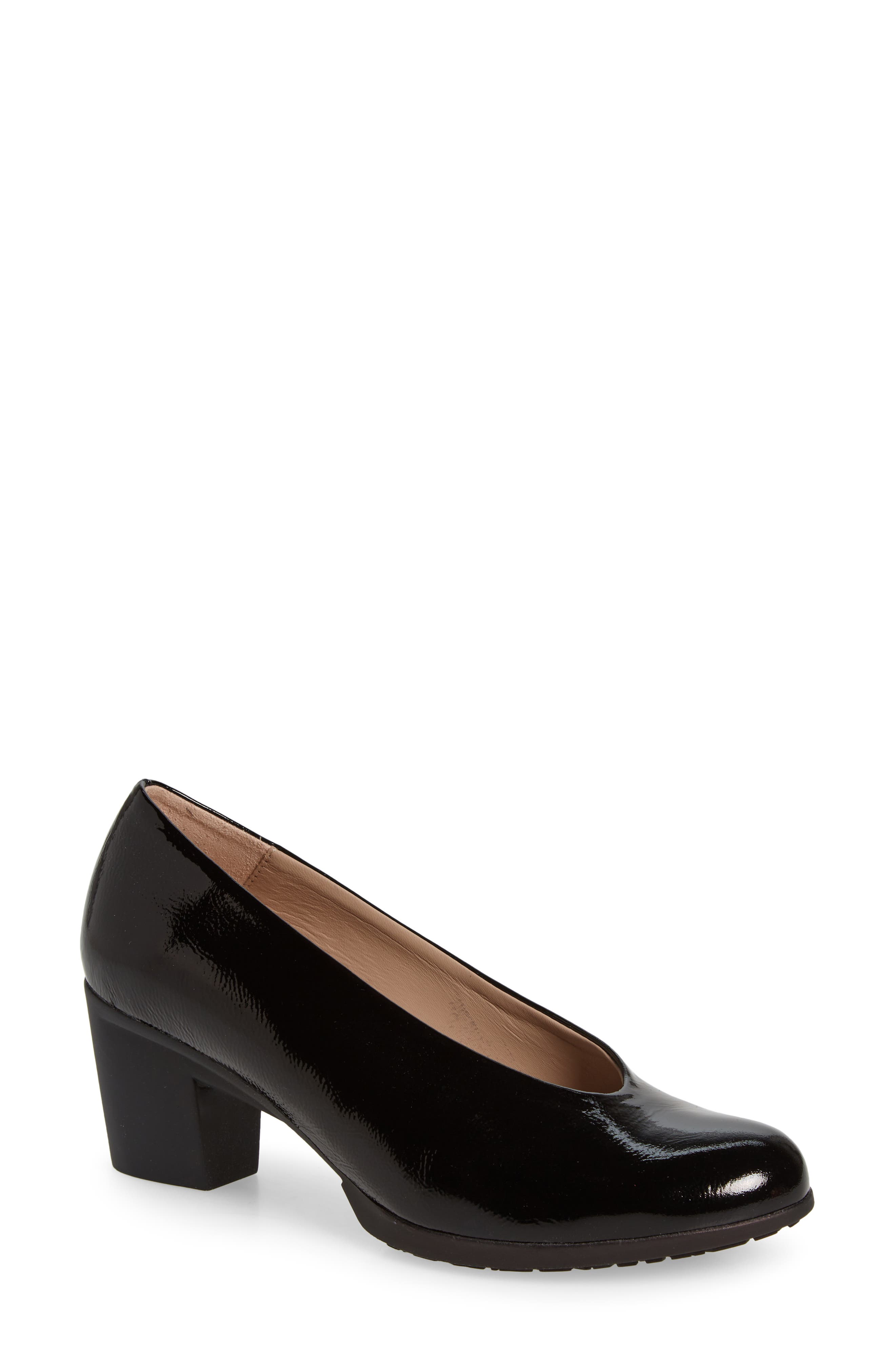 Wonders Almond Toe Pump, Main, color, Lack Black