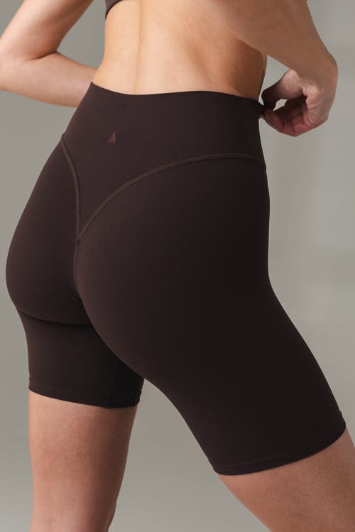 Vitality Cloud Ii Biker Short In Brown