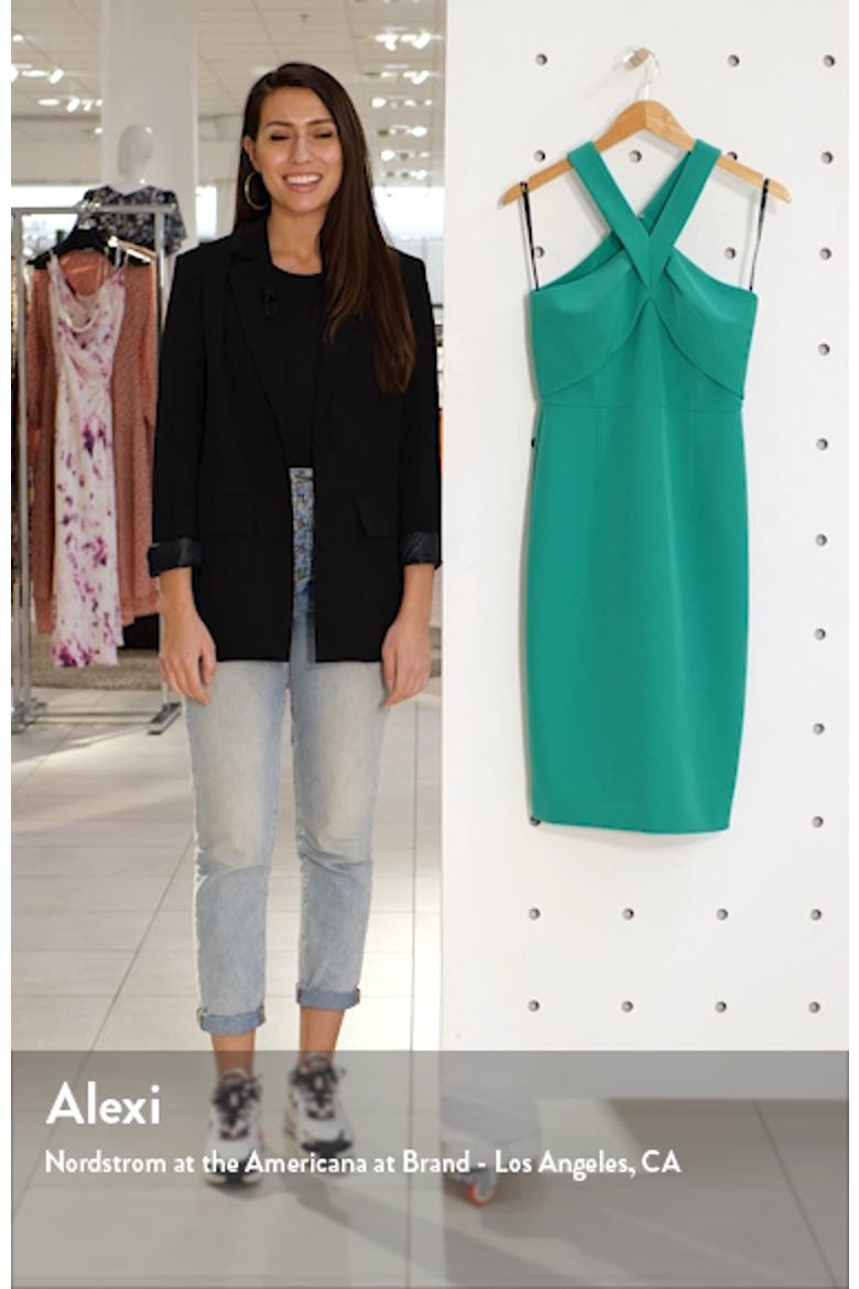 Halter Neck Sleeveless Dress video