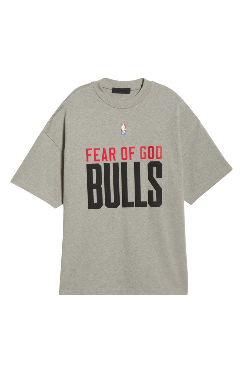 Fear of God Essentials NBA Bulls '90s Fit Cotton Graphic T-Shirt, Alternate, color, Concrete Heather