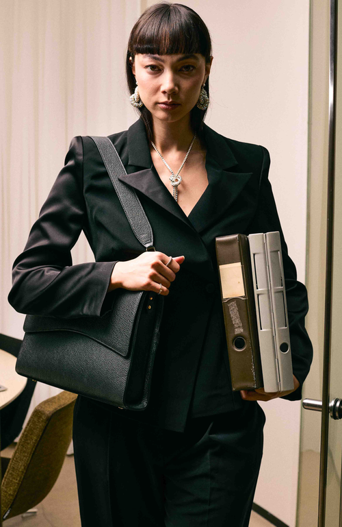 By Banoo Classic Slim Briefcase