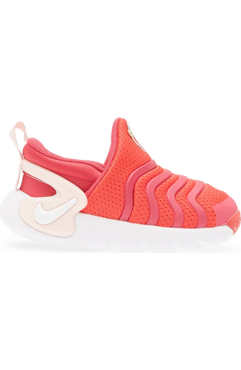 Nike Dynamo Go Sneaker, Alternate, color,