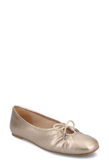 JOURNEE COLLECTION JOURNEE COLLECTION CALLEE KEYHOLE SQUARE TOE FLAT 