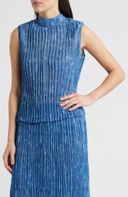 Cloth & Stone Pleated Denim Sleeveless Top
