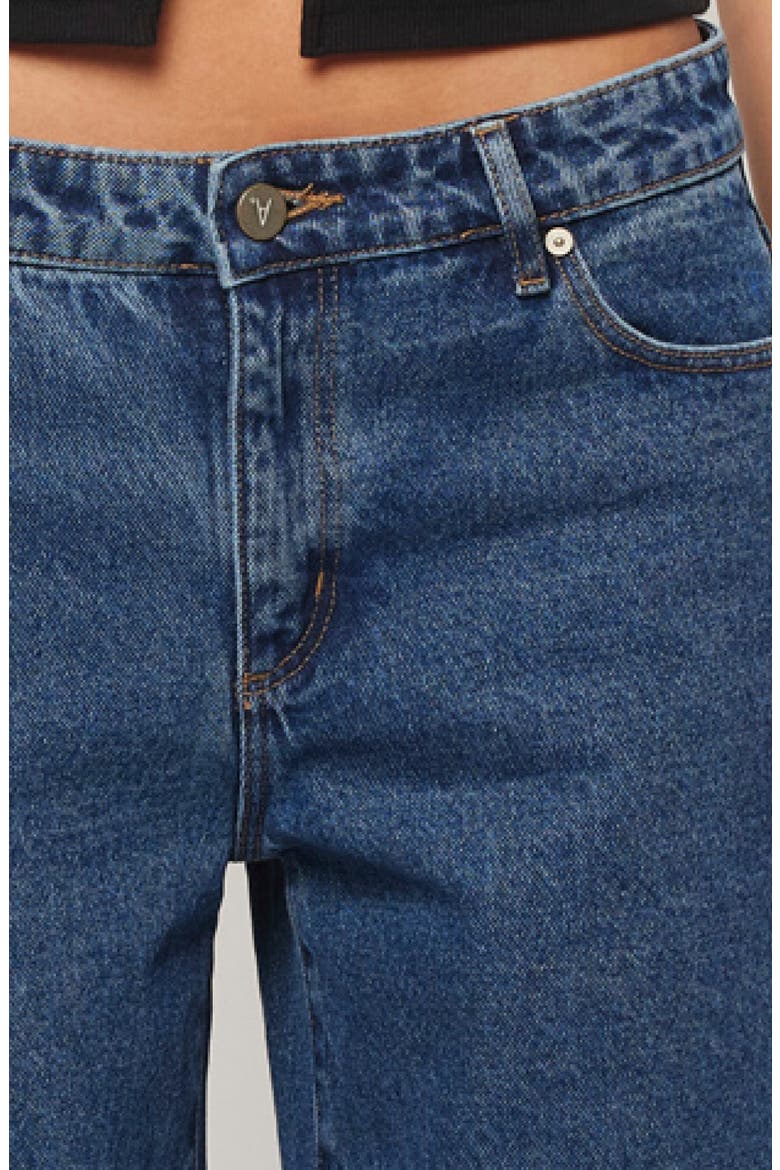 '99 Bella Baggy Straight Leg Jeans, Alternate, color, MID BLUE