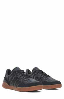 Gender Inclusive 586i Sneaker
