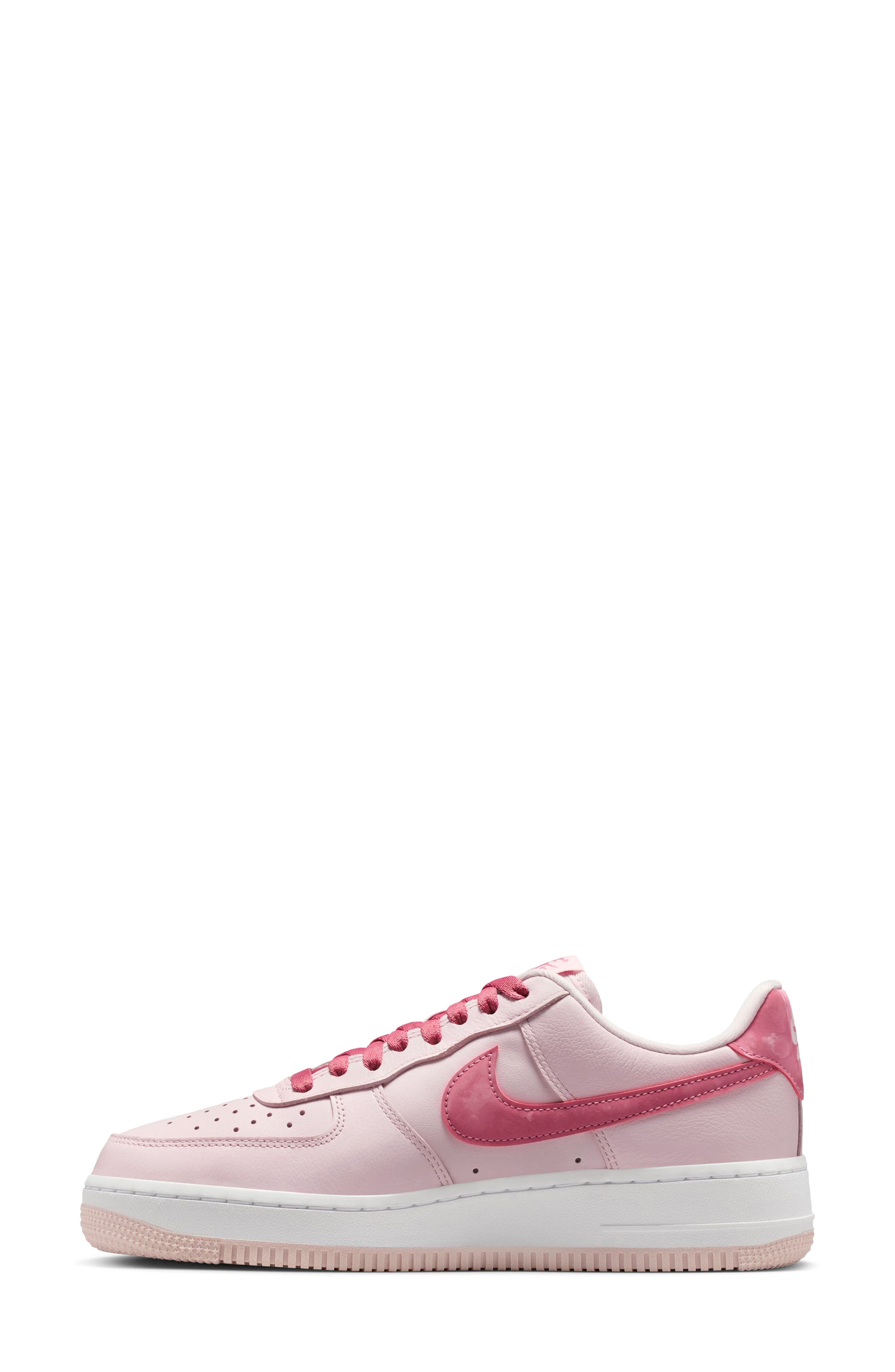 Nike Air Force 1 '07 SE Basketball Sneaker, Alternate, color, Pearl Pink/ Peony/ White