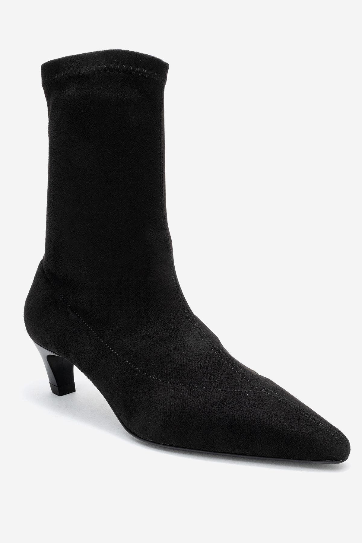 Prologue Shoes Alora Kitten Heel Boot, Alternate, color, Black Suede