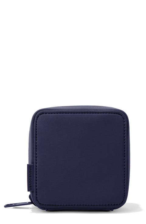Arlo Small Tech Organizer