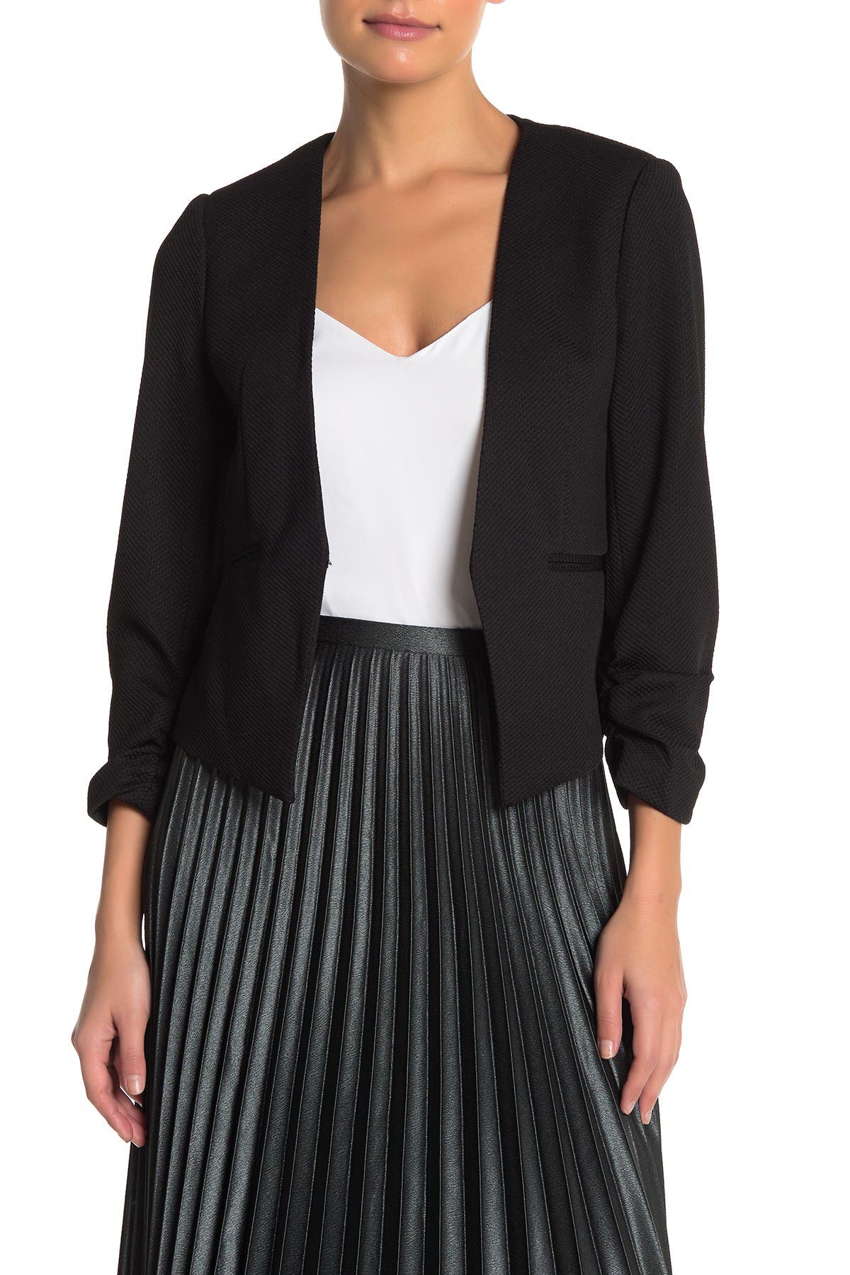 Amanda & Chelsea Pique Cropped Blazer