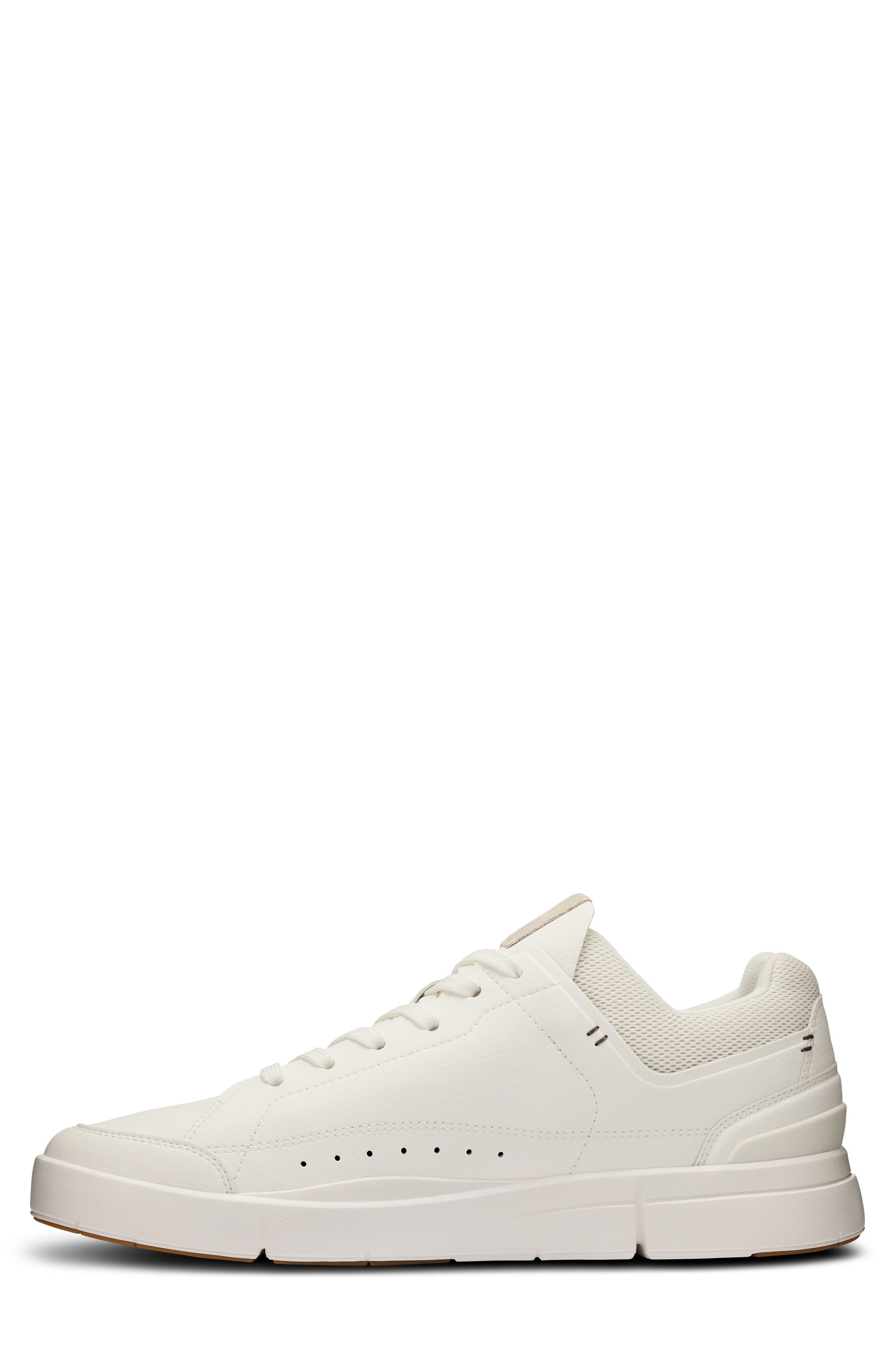 On THE ROGER Centre Court Tennis Sneaker, Alternate, color, White/ Gum