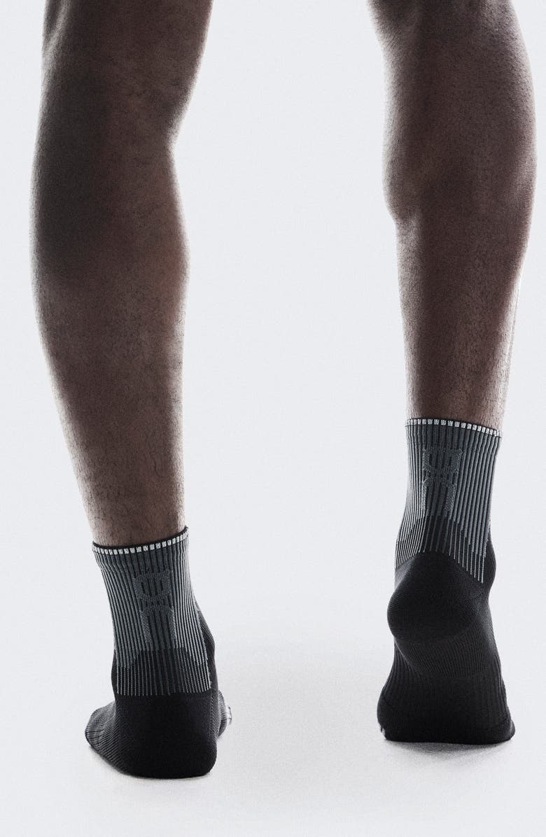 On Performance Run Quarter Socks, Alternate, color, 