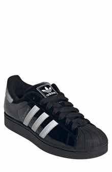 Gender Inclusive Superstar II Sneaker