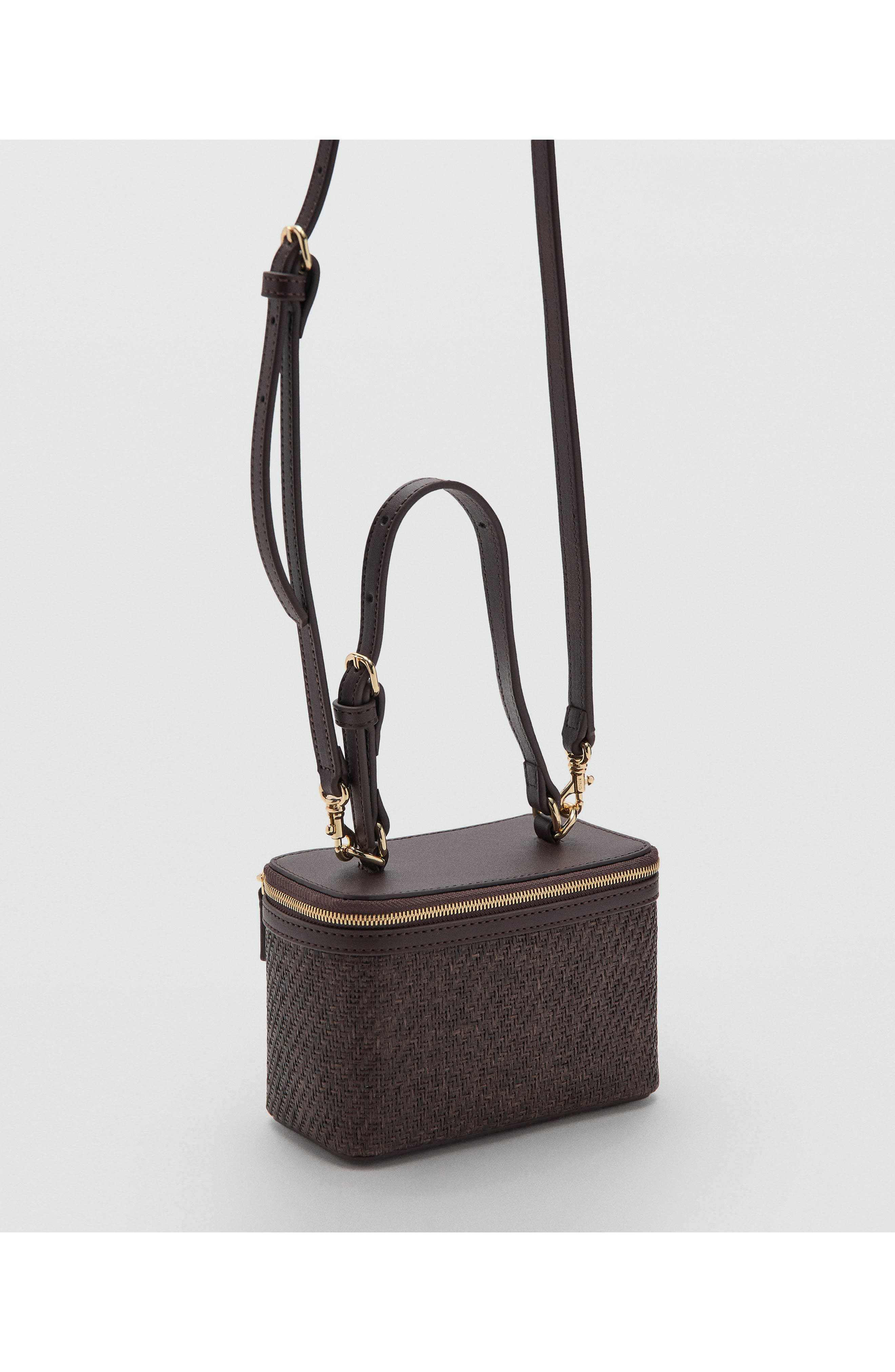 MANGO Raffia Toiletry Bag, Alternate, color, 