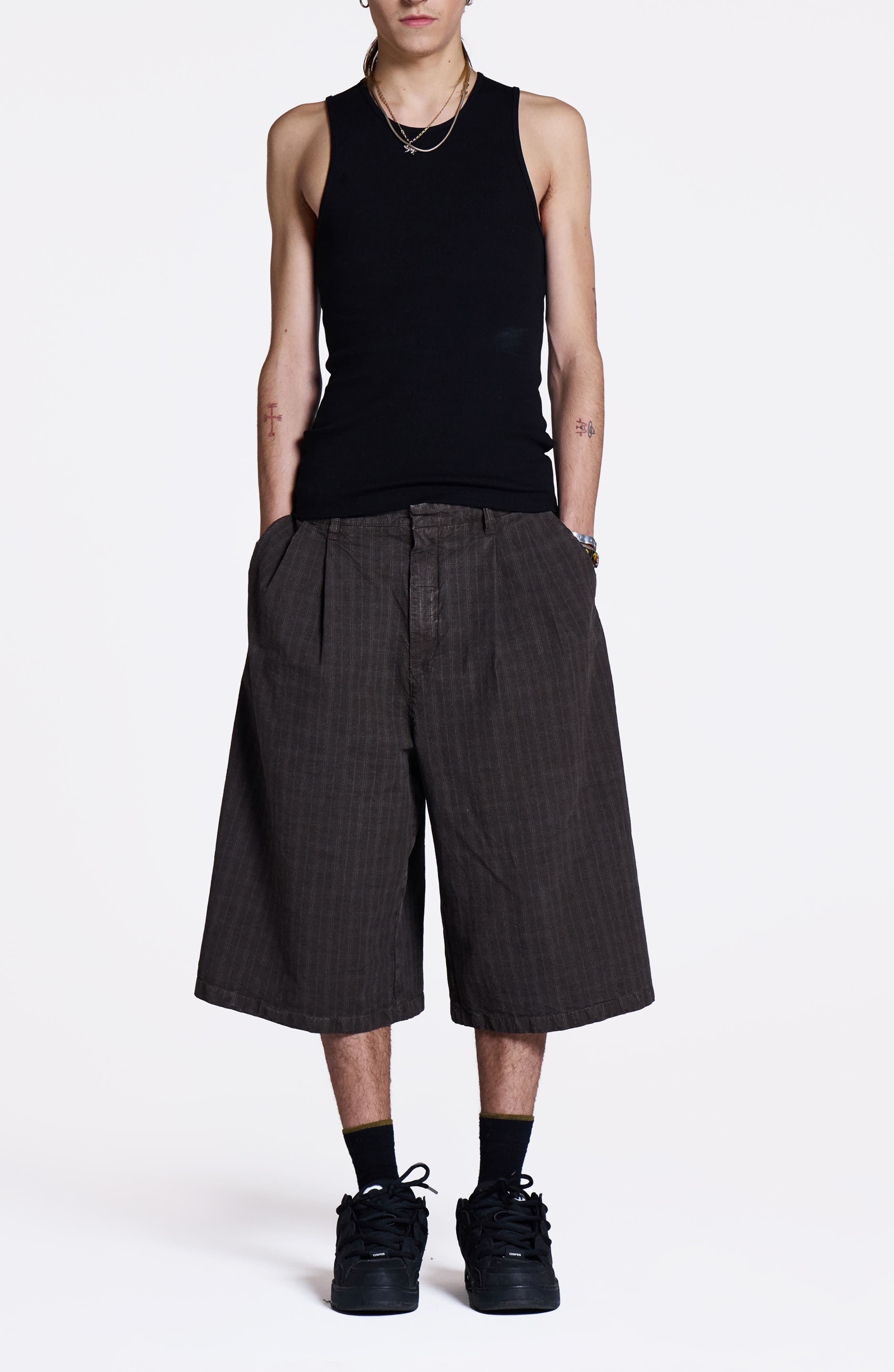 JADED LONDON Goliath Brown Check Pleated Oversize Shorts (Men