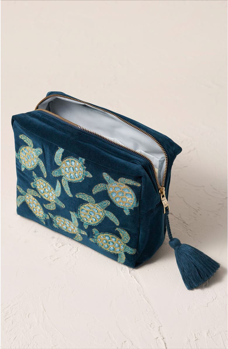 Elizabeth Scarlett Turtle Conservation Velvet Wash Bag, Alternate, color, Marine Navy