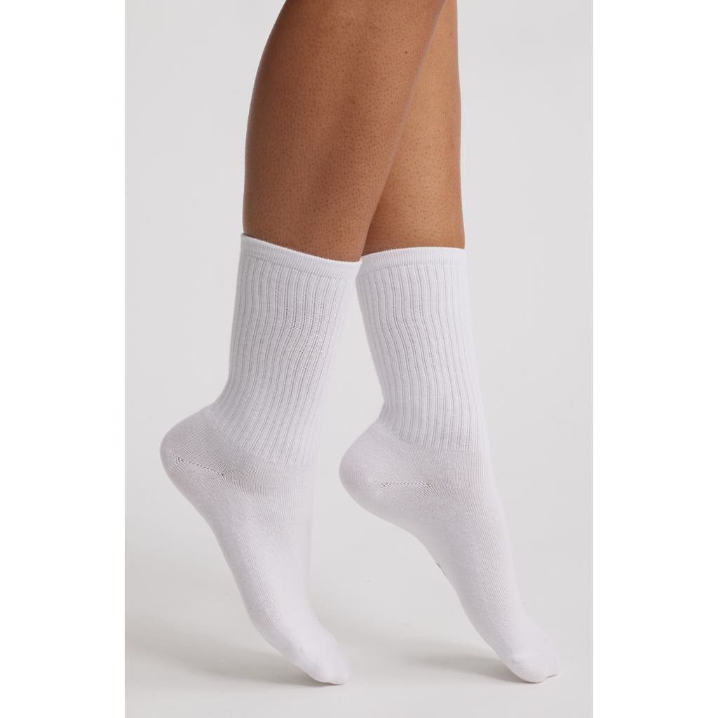Hue Must Have Crew Socks In White