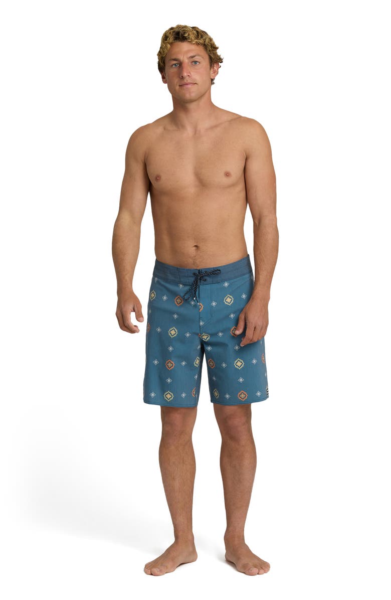 Billabong Sundays Pro Board Shorts, Alternate, color, 