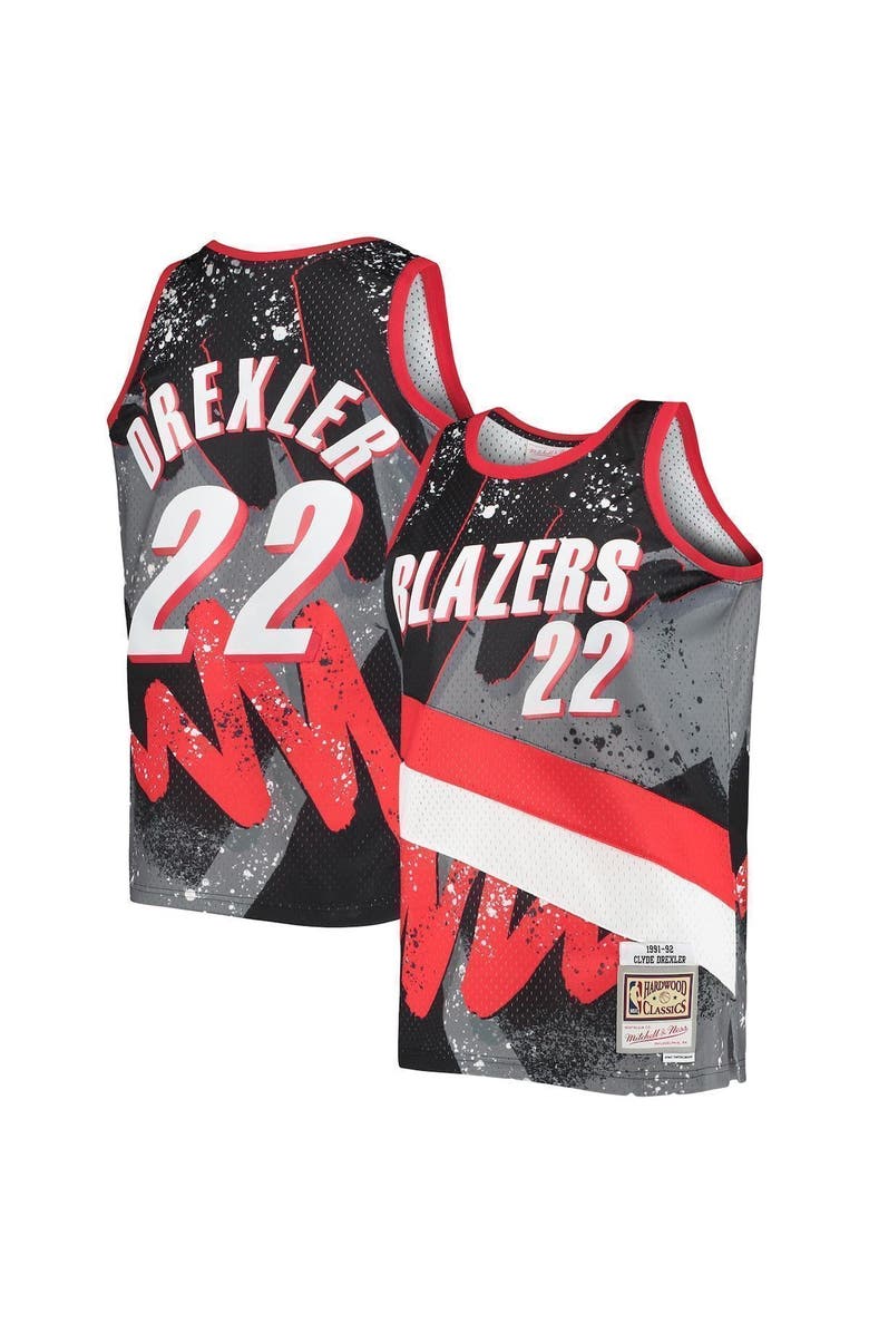 Mitchell & Ness Men's Mitchell & Ness Clyde Drexler Black Portland Trail Blazers Hardwood Classics 1991/92 Hyper Hoops Swingman Jersey, Alternate, color, 