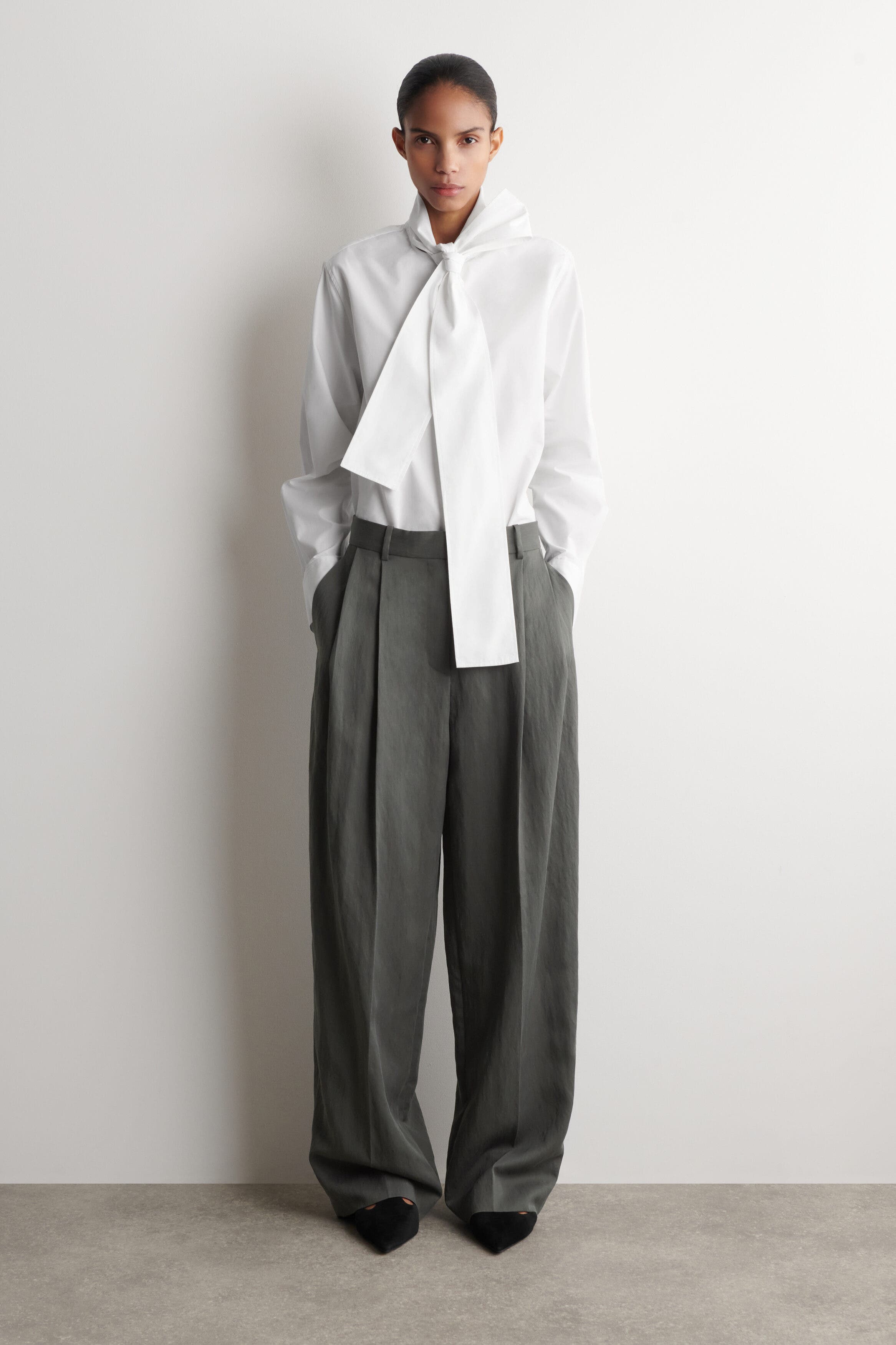 Relaxed Fluid Wide-Leg Pants - image 3