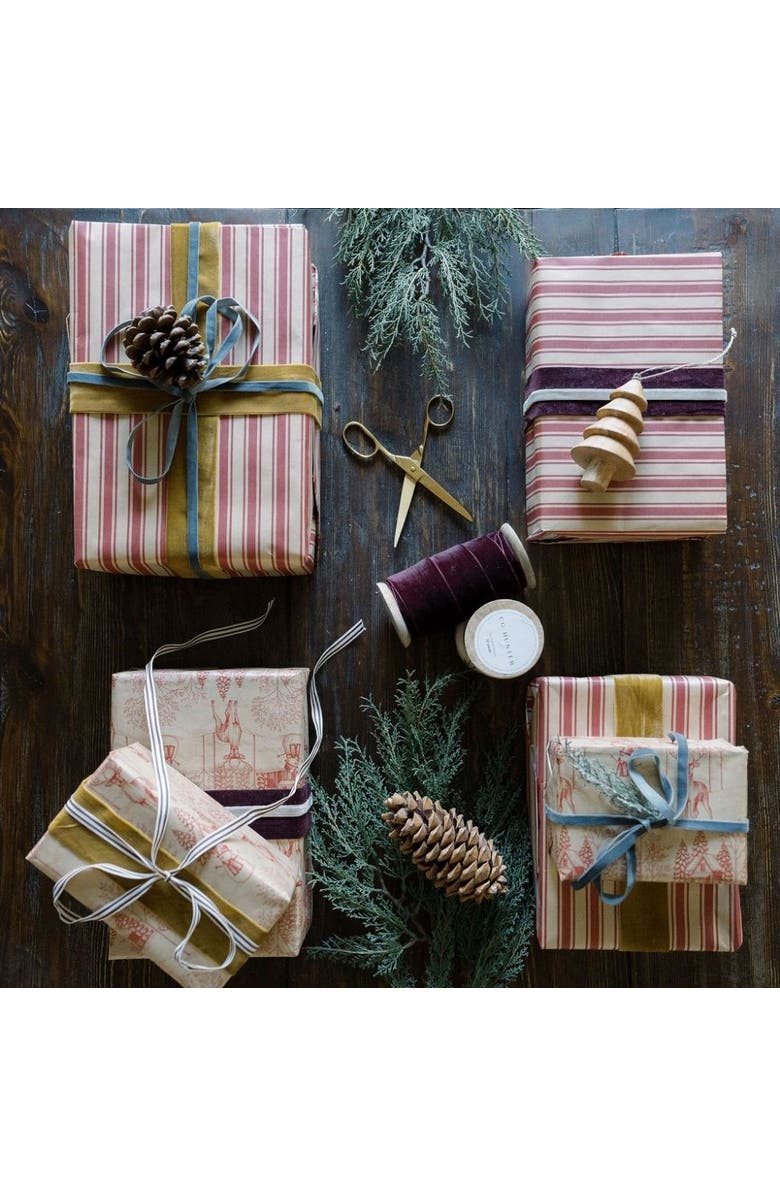 CG Hunter Wide Hand Dyed Velvet Ribbon Gold, Alternate, color, Gold