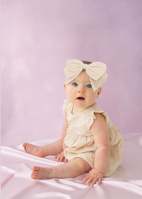 Isobella & Chloe Sienna Baby Romper In Neutral