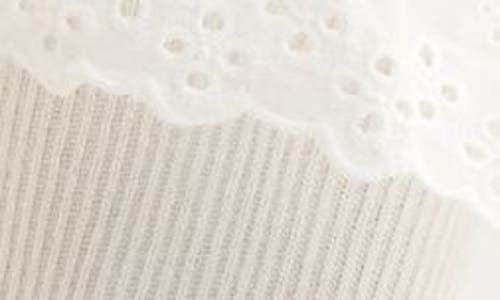 Casa Clara Tabitha Ruffle Ankle Socks In White