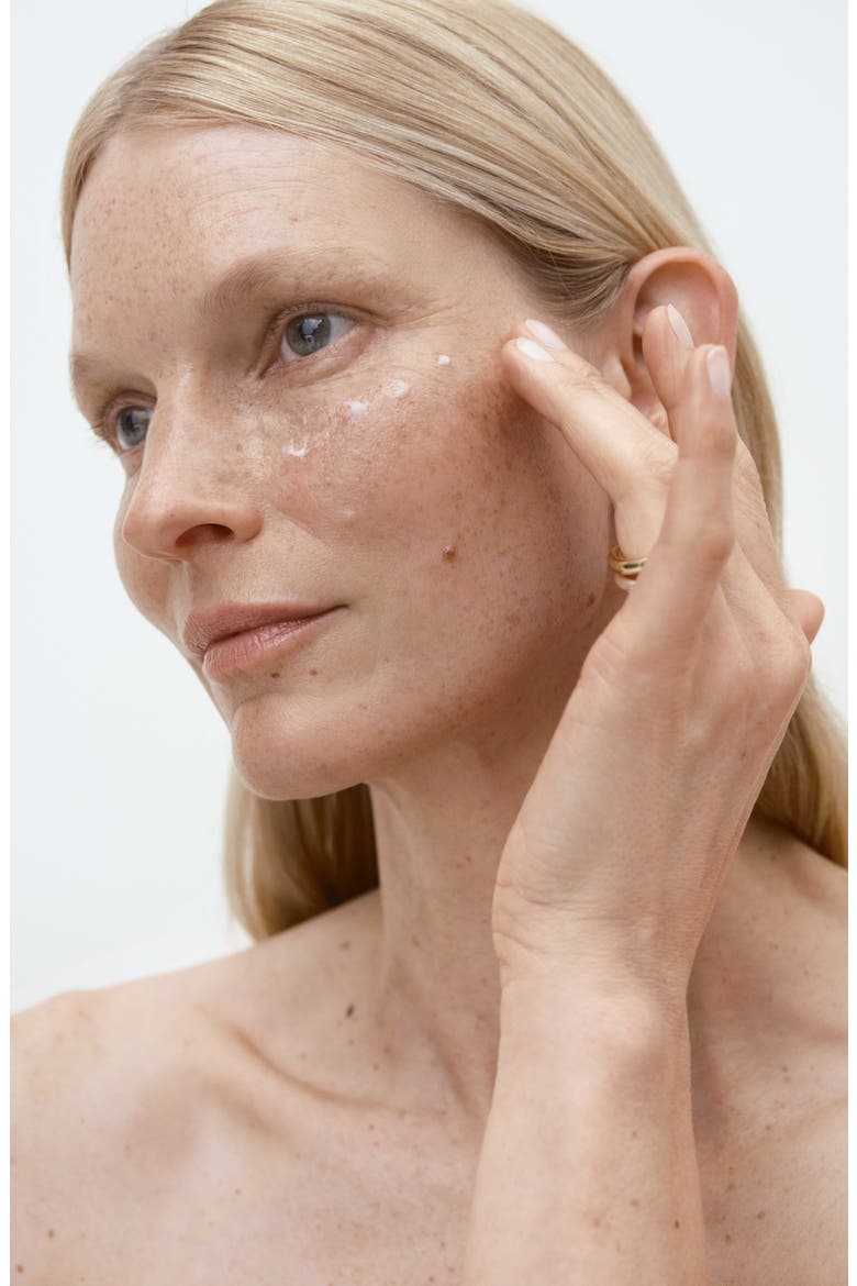 The RETURN Eye Concentrate, Alternate, color, NO COLOR