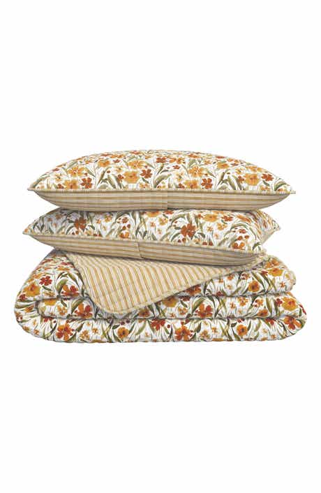 Golden Floral Meadow Quilt Set