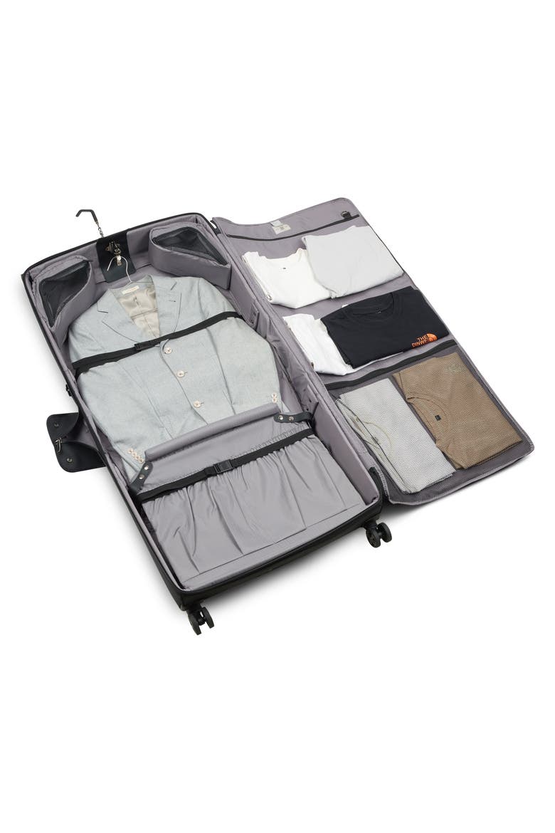 Helium DLX Cabin Spinner Carry-On Bag, Alternate, color, BLACK