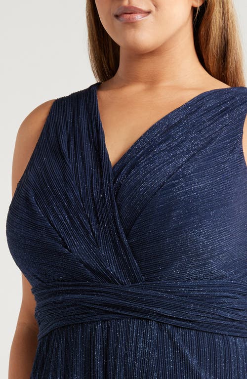 ALEX EVENINGS ALEX EVENINGS SHIMMER MESH SLEEVELESS GOWN