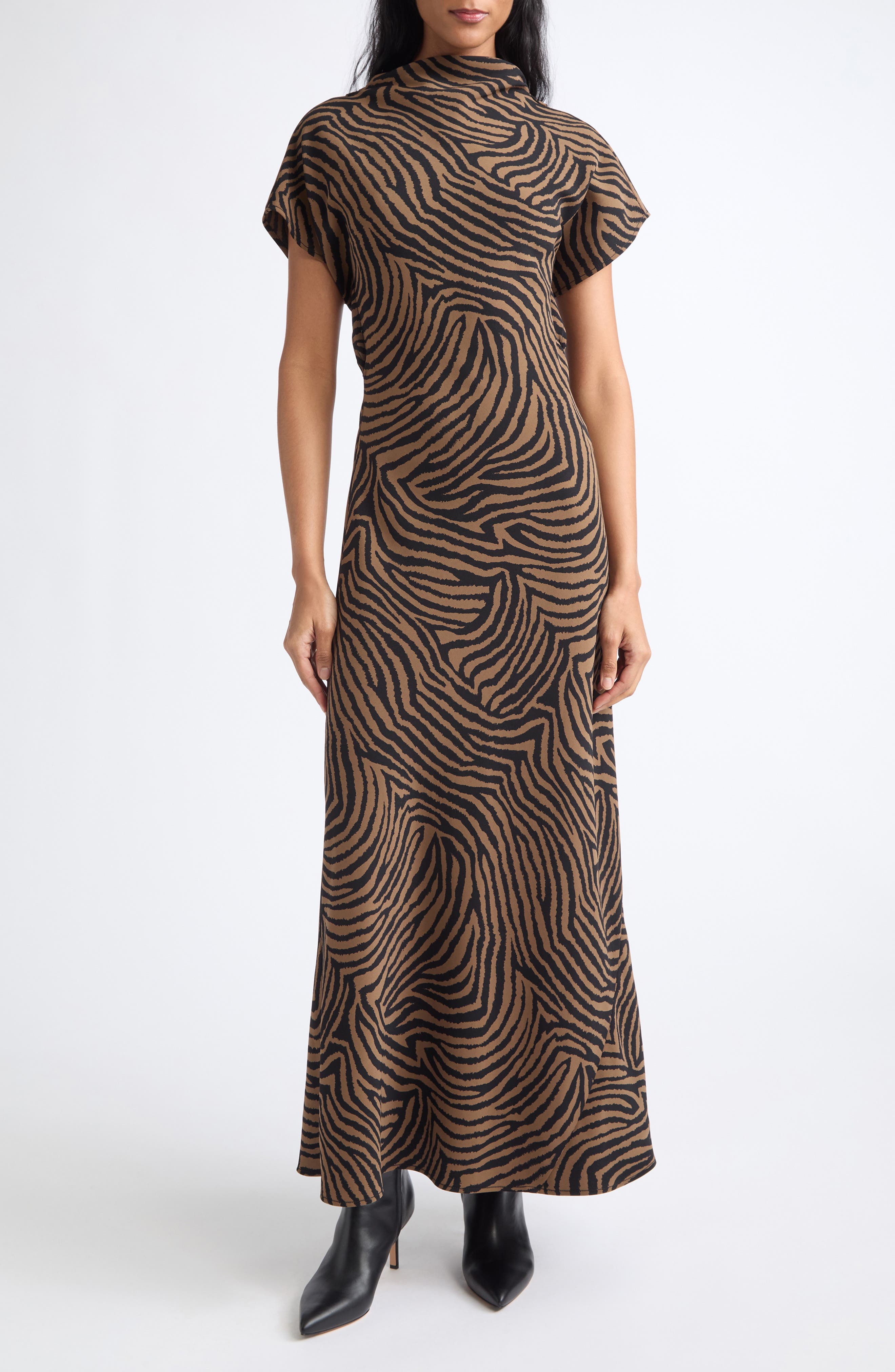 selected OCHRE BLACK