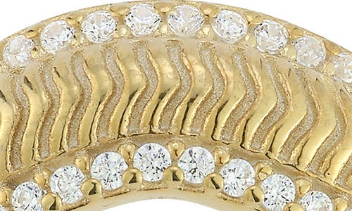 Chloe & Madison Chloe And Madison Cubic Zirconia Wavy Band Ring In Gold