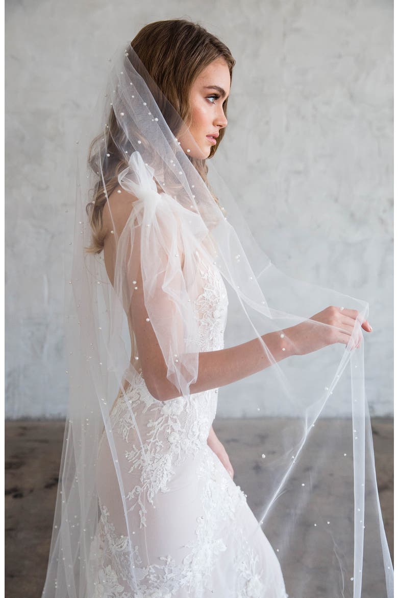 Alora Tulle Veil (Nordstrom Exclusive), Alternate, color, IVORY