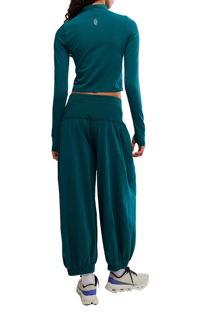 Free People Up in the Air Crop Cotton Blend T-Shirt & Sweatpants Set, Alternate, color, Evergreen